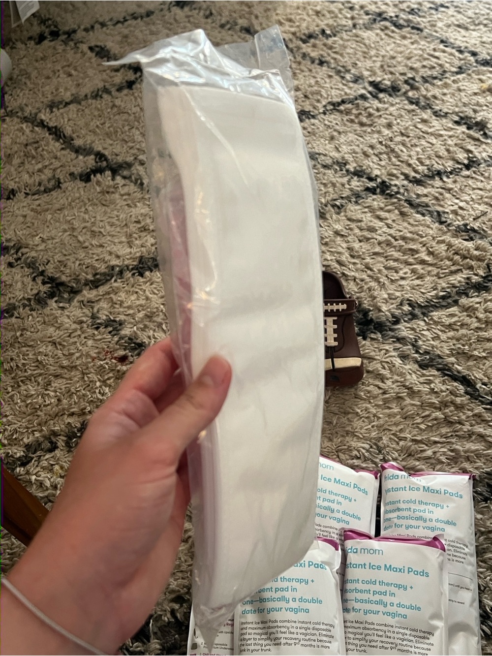 Instant iced maxi pads - Picture 3 of 4